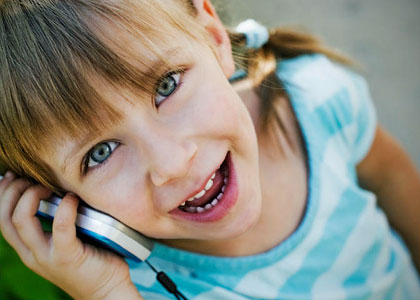Телефон для ребенка. Какой телефон выбрать ребенку?