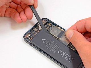 Разбираем iPhone 5 в домашних условиях  Инструкция к применению