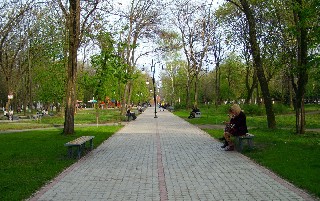 Торезский парк в Торезе